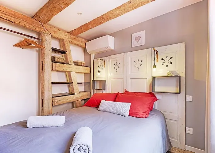 Bredala**** Maison Alsacienne Avec Jardin אגויסהיים